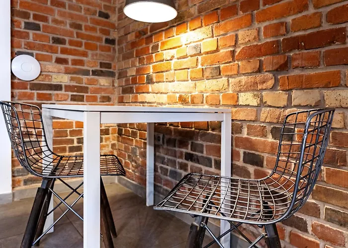 Rentplanet - Kopernika アパート